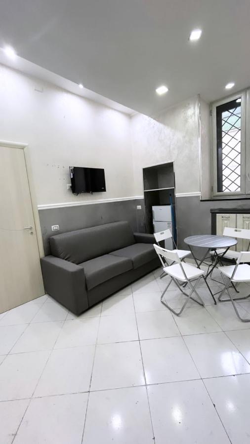 Da Concettina House Apartment เนเปิลส์ ภายนอก รูปภาพ
