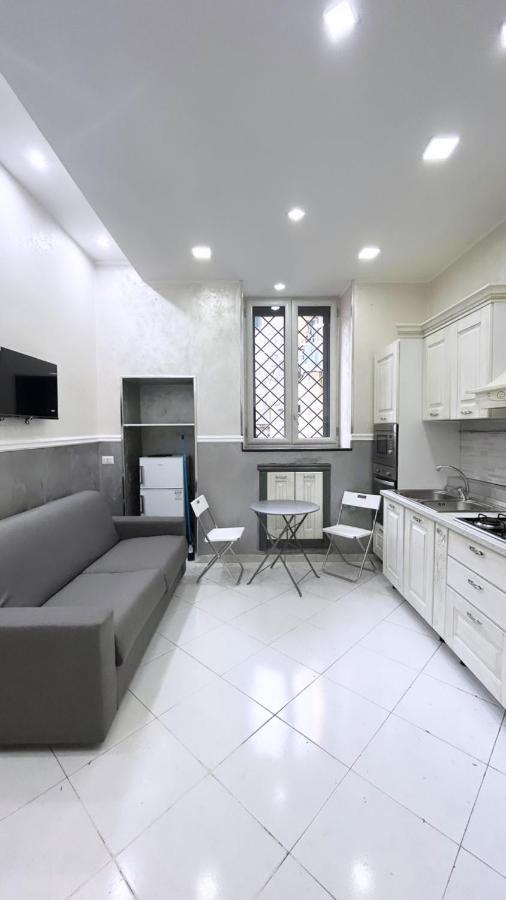 Da Concettina House Apartment เนเปิลส์ ภายนอก รูปภาพ
