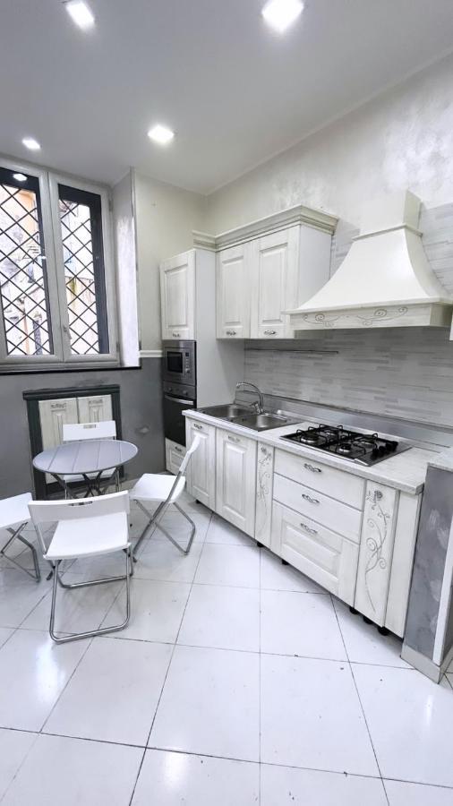 Da Concettina House Apartment เนเปิลส์ ภายนอก รูปภาพ