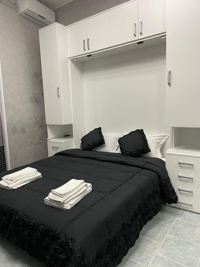 Da Concettina House Apartment เนเปิลส์ ภายนอก รูปภาพ
