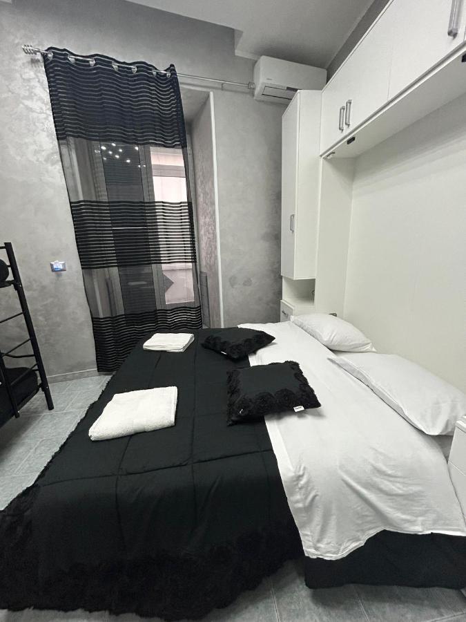 Da Concettina House Apartment เนเปิลส์ ภายนอก รูปภาพ