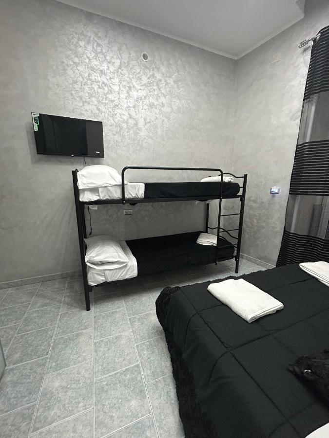 Da Concettina House Apartment เนเปิลส์ ภายนอก รูปภาพ