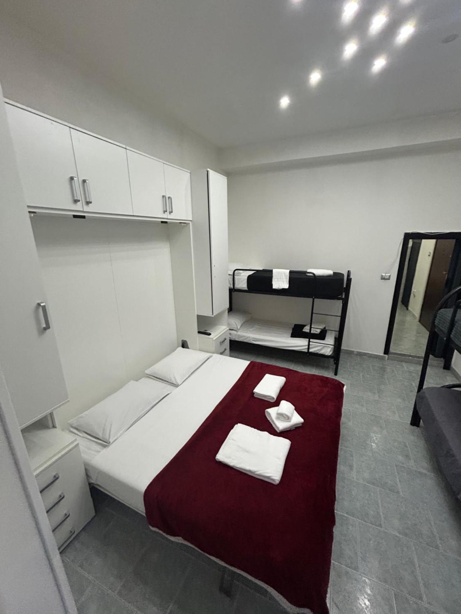 Da Concettina House Apartment เนเปิลส์ ภายนอก รูปภาพ
